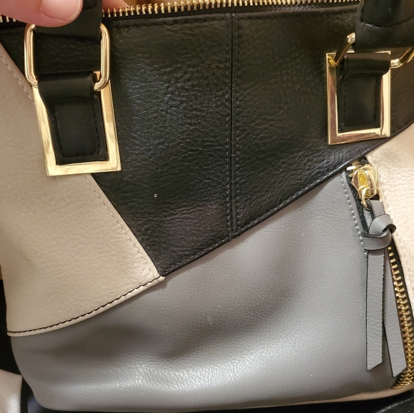 Steve Madden Strap/Clutch Purse - Picture 2 of 3